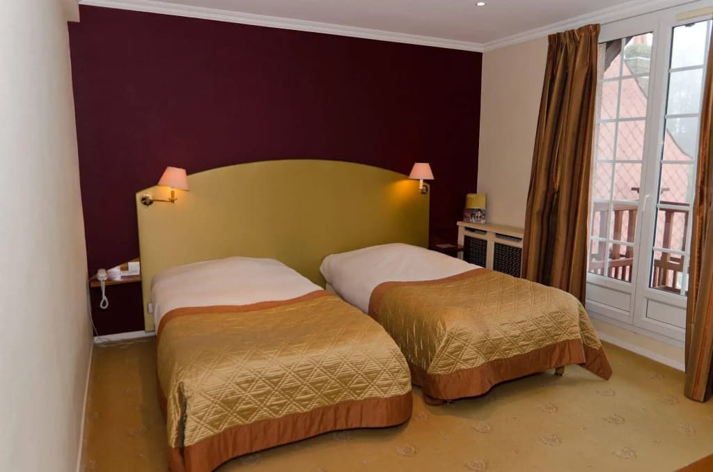 Hotel Le Continental - Photo 4