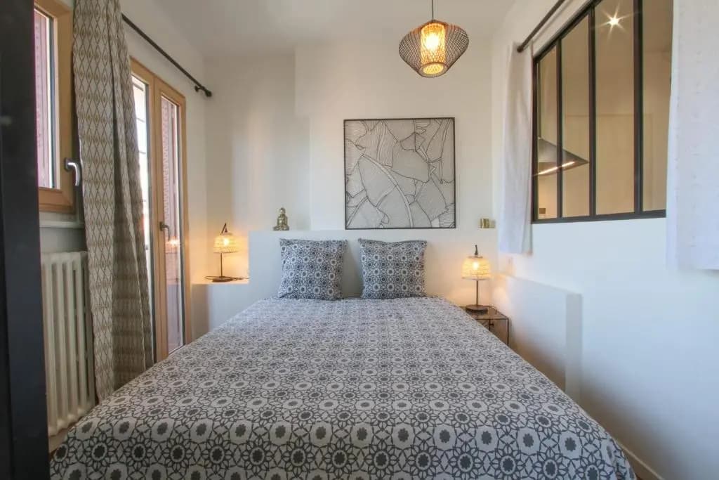 Pretty 2 rooms in the city center - Photo 5