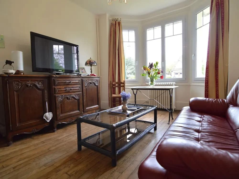 Lovely Child-friendly Villa in Bayeux - Photo 5