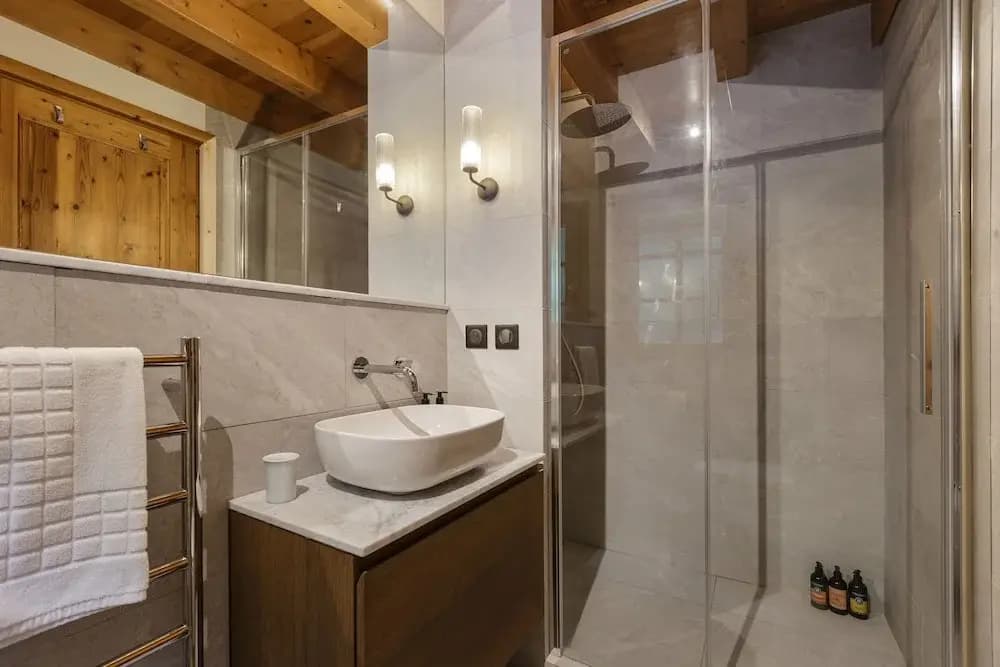 Magnificent Chalet Valhalla 5 Central Chamonix - Miniature 8