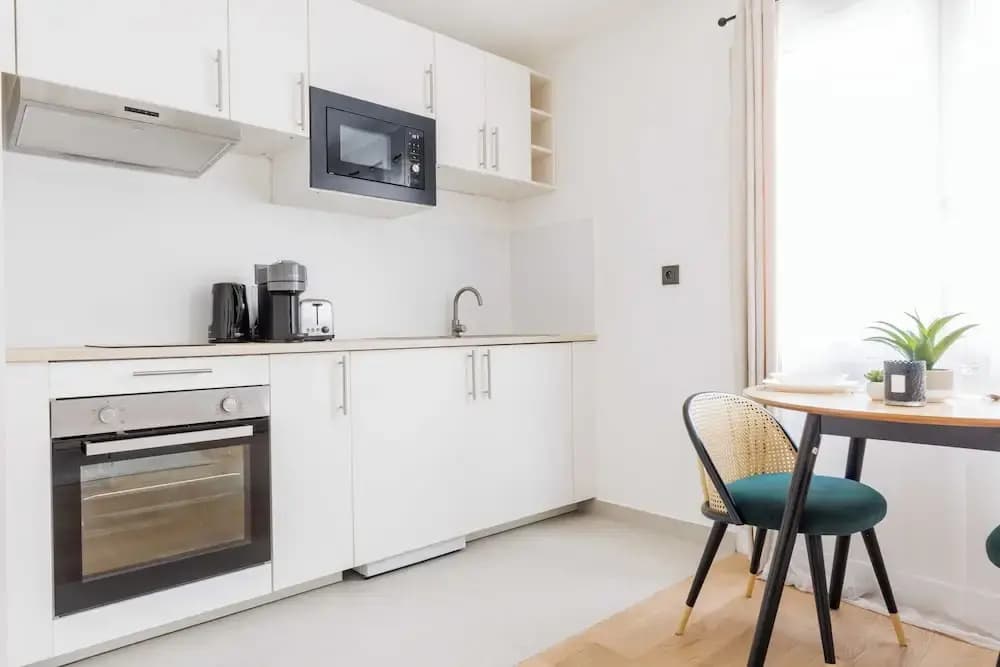 Comfortable Studio for 2 People - Puteaux - Miniature 6