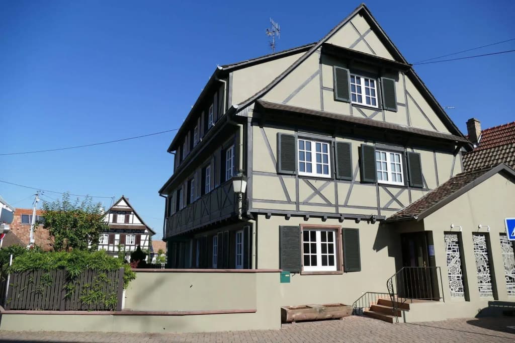 Hôtel Aigle d'Or - Photo 1