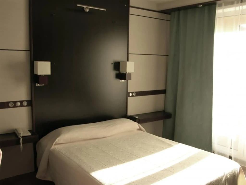 Cors Hotel - Photo 2