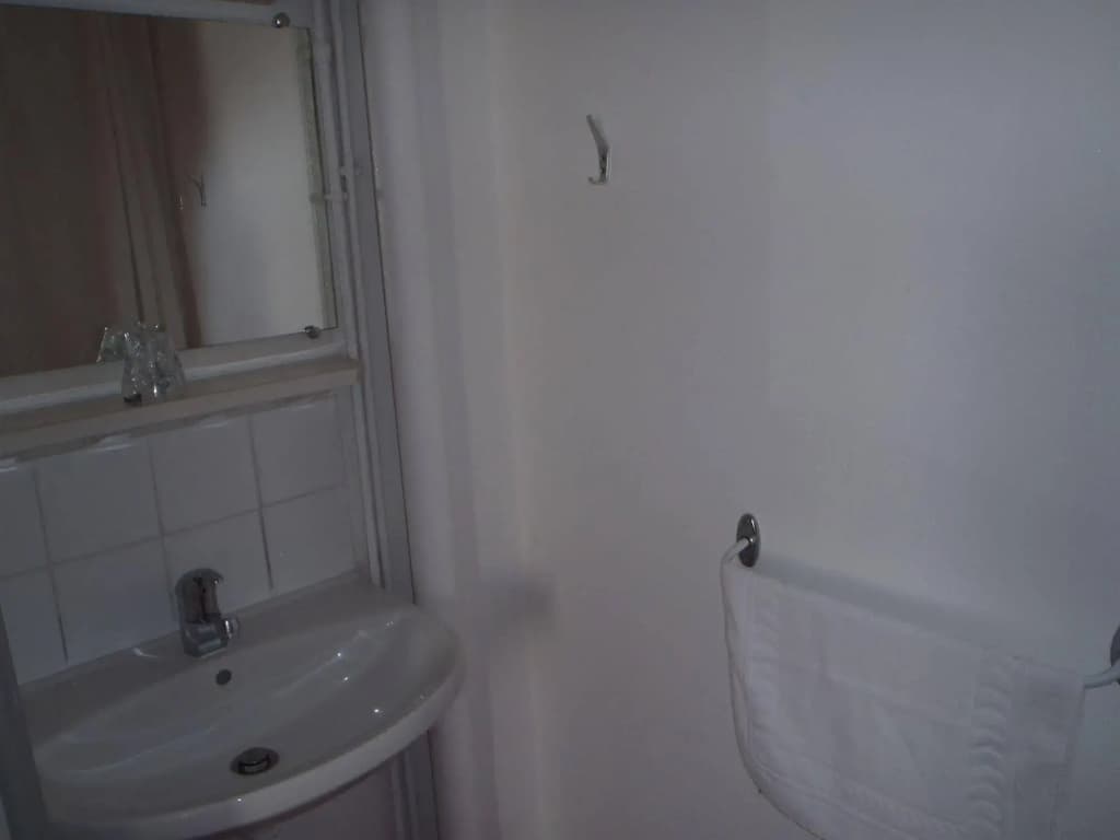 Hotel La Luna - Miniature 8