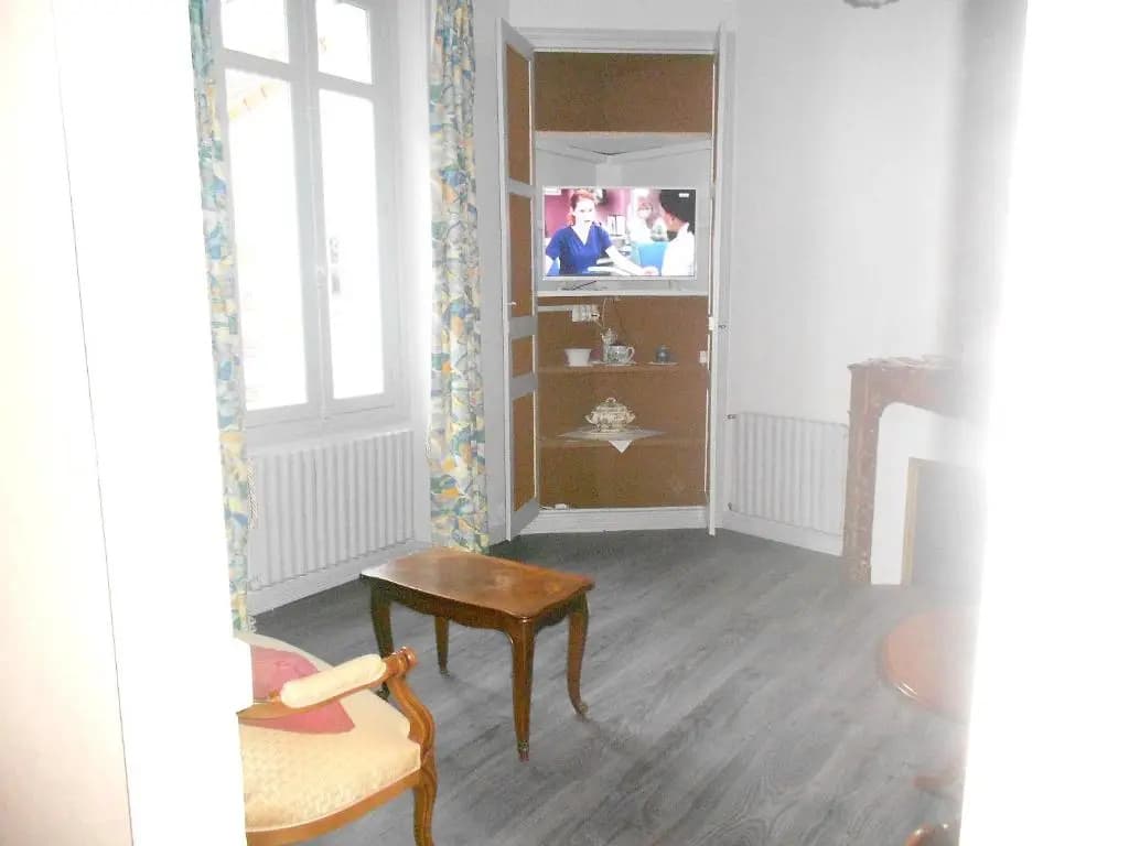 House With 3 Bedrooms in Airvault, With Enclosed Garden and Wifi - Miniature 6