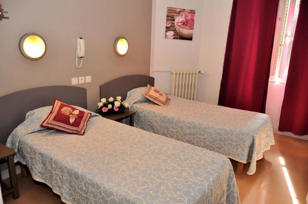 Hôtel Lux - Photo 5