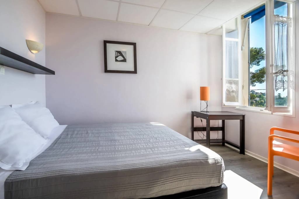 Hôtel Des Moulins - Photo 2