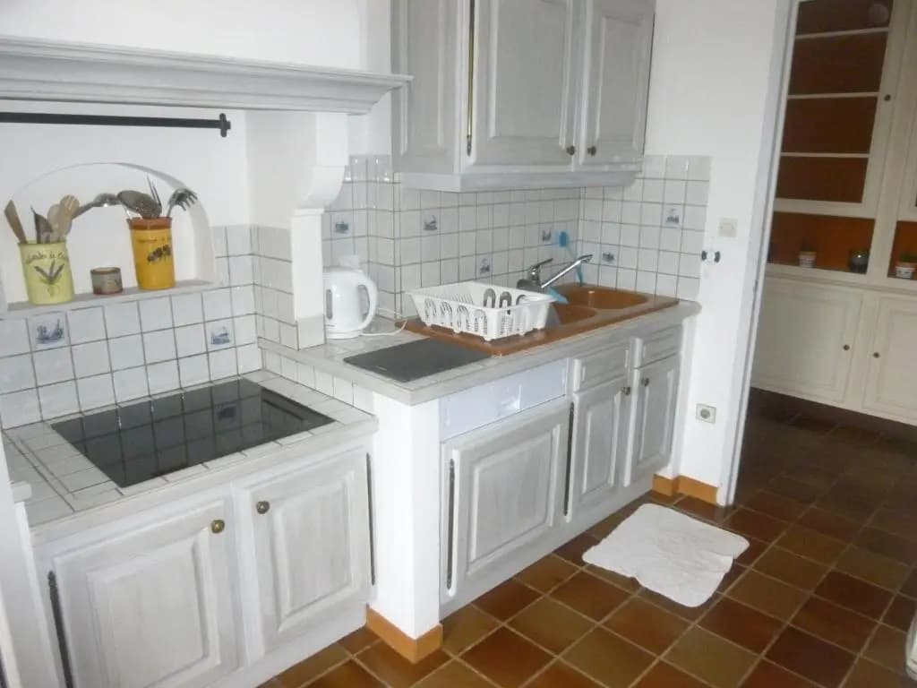SANARY - Zone piétonne - GARAGE - CLIM - 2 chambres 4 à 6 personnes - WIFI - Photo 4