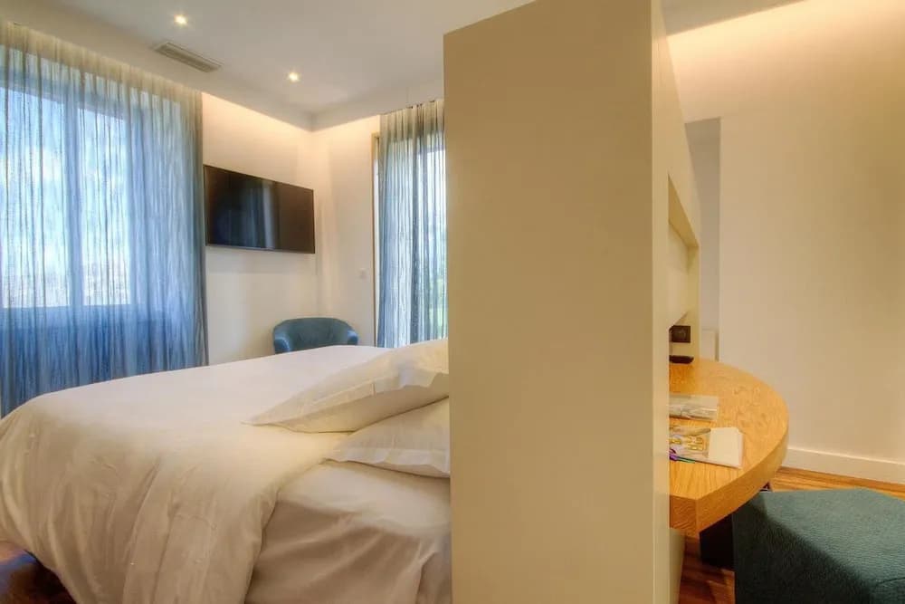 Hotel Casale Olmia - Miniature 7