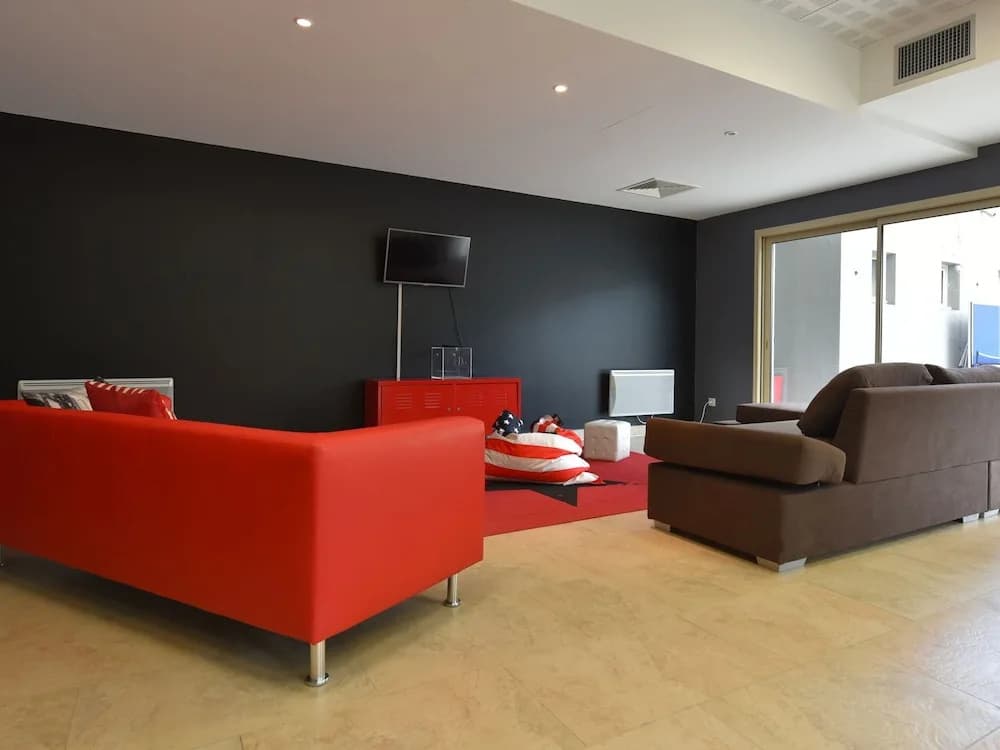 Chalet in Isola Near Ski Slopes - Photo 4