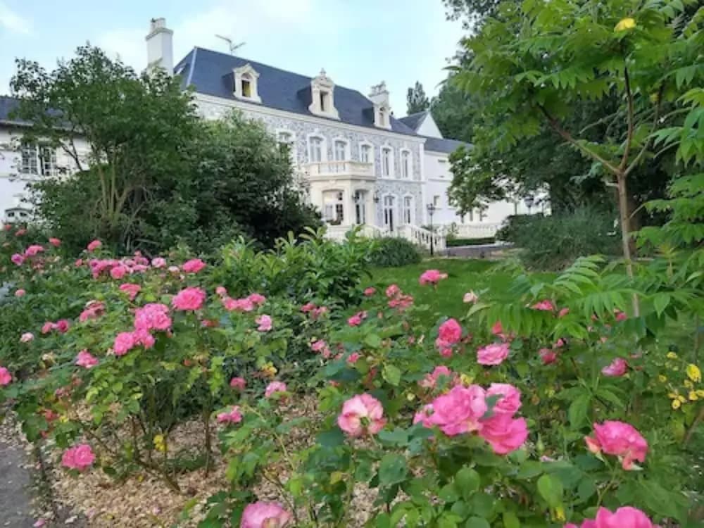 Château des Tourelles - Photo 1