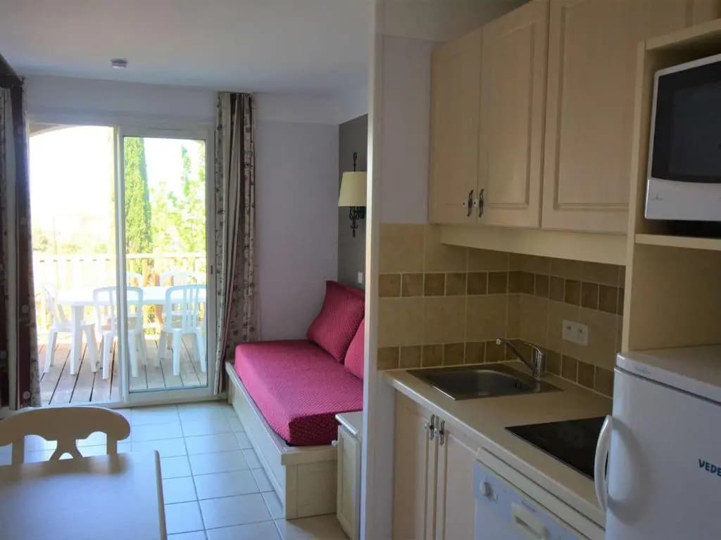 Appartement Grospierres, 3 pièces, 6 personnes - FR-1-382-170 - Photo 1