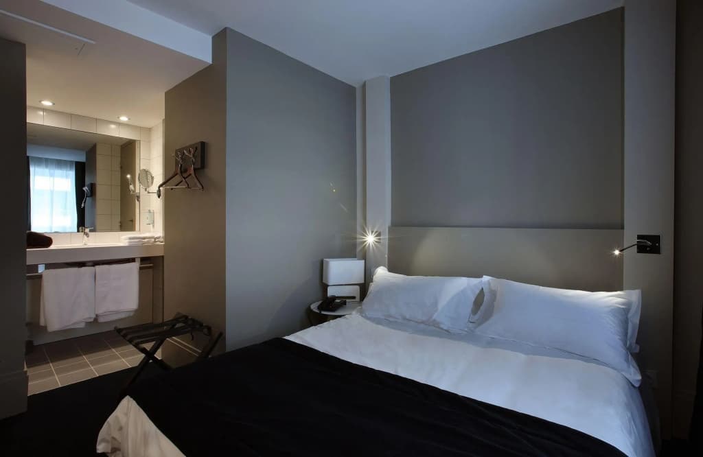 Hotel Le Cinq Hyper Centre Ville - Photo 3