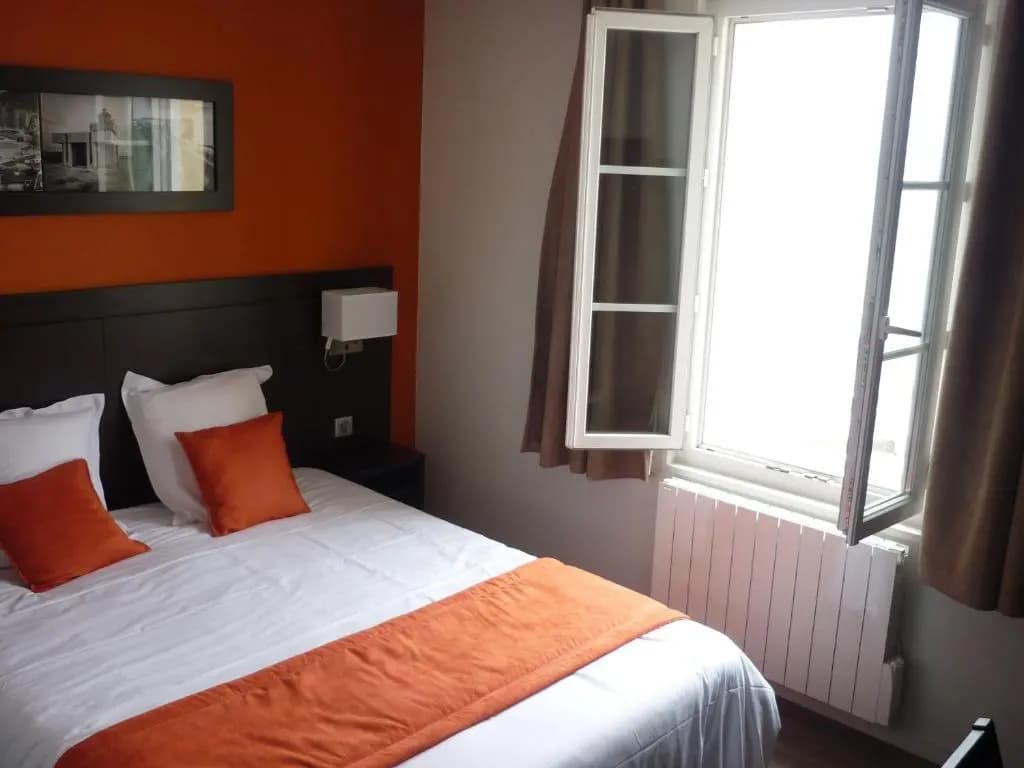 Hotel De La Plage - Photo 2