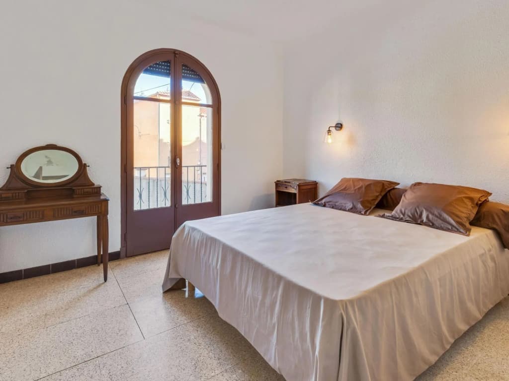 Alluring Holiday Home in Estagel with Private Pool - Photo 3