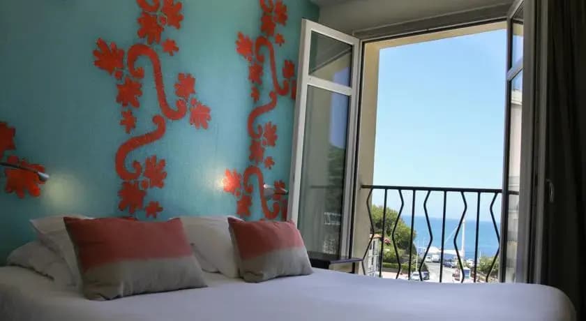 Hotel Le Caritz - Photo 3