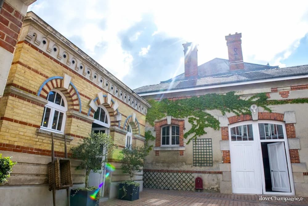 Le Clos Corbier - Photo 1