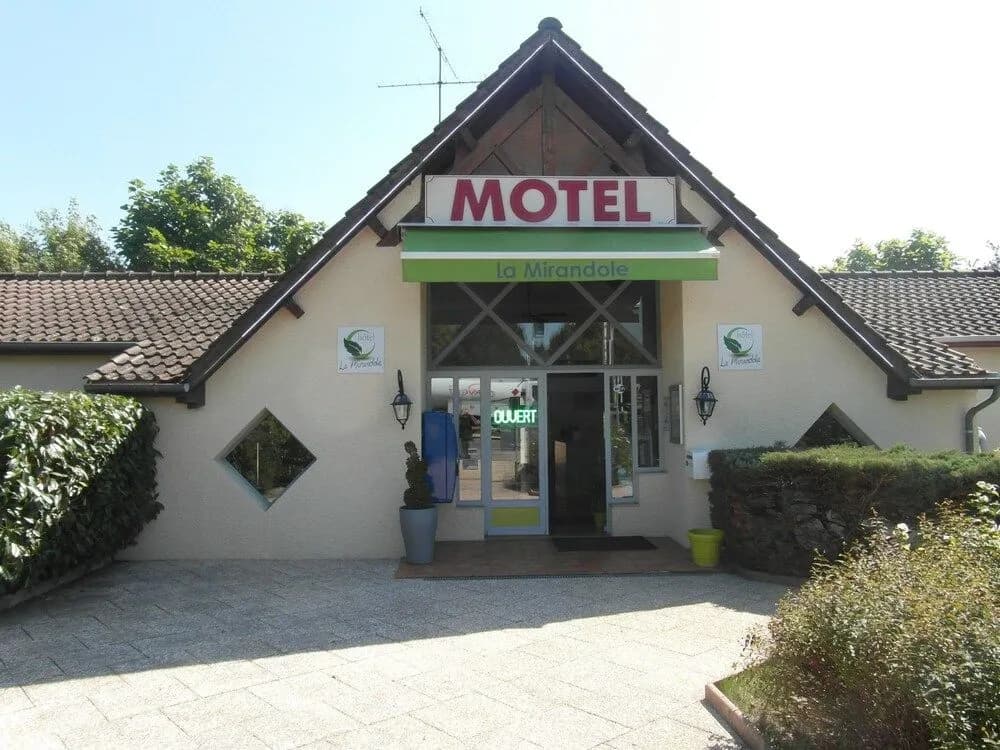 Hôtel Le Clos Mouron - Photo 1