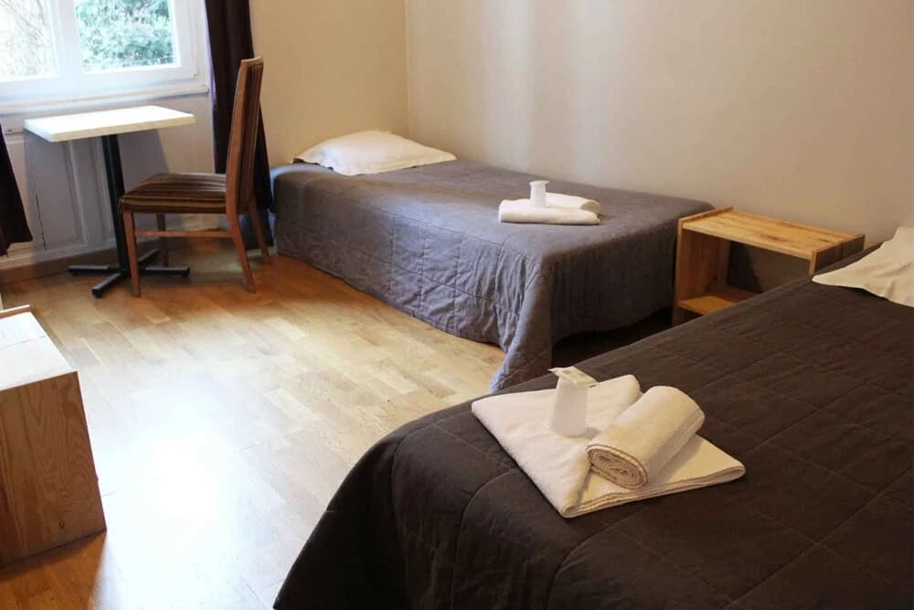 budget hotel weber-Strasbourg Centre Gare - Miniature 6