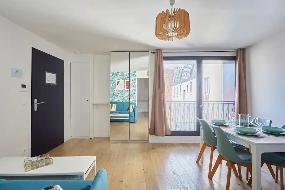 Modern Apartment Boulogne Facing "les Passages" - Miniature 7