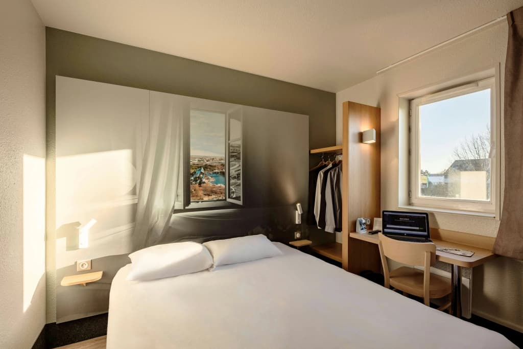 B&B HOTEL Poitiers (1) - Miniature 7