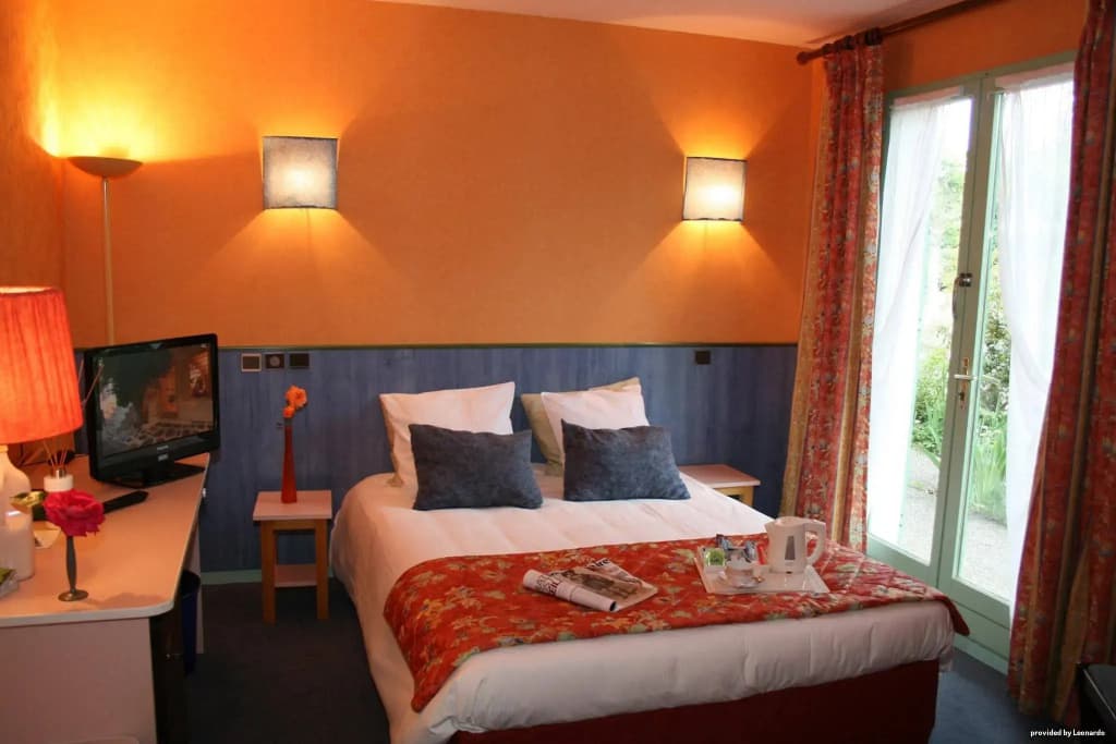 Brit Hotel Florimont - Photo 2