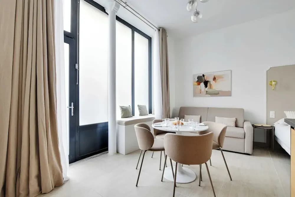 Studio Moderne - AC- 4P- Champ-de-mars - Miniature 8
