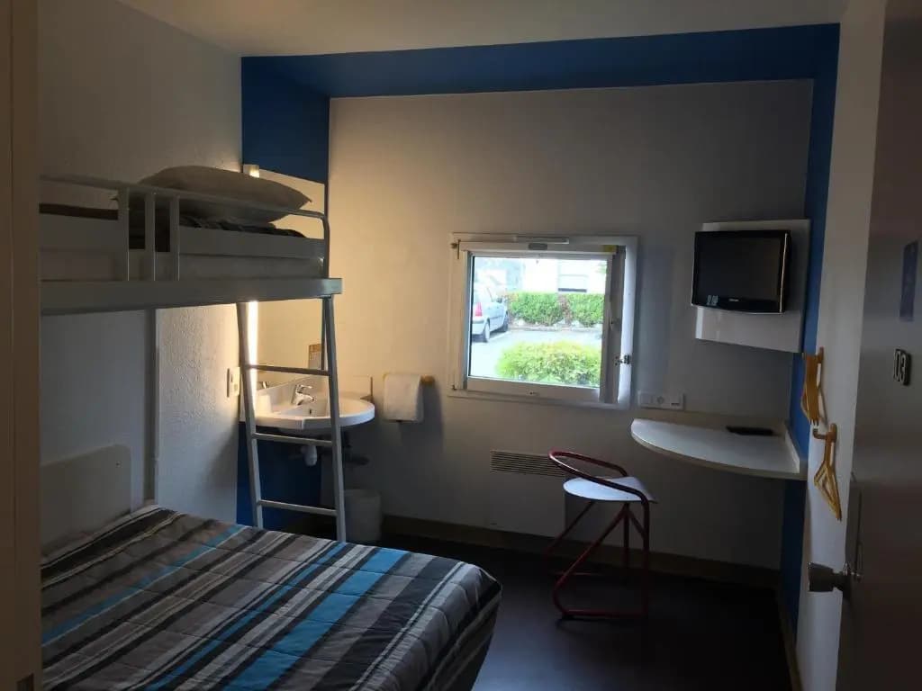 hotelF1 Fougï¿½res - Photo 2