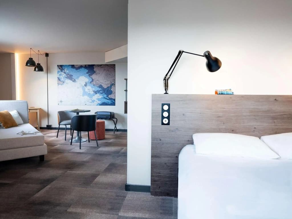 ibis Styles Saint Nazaire Centre Gare - Photo 2