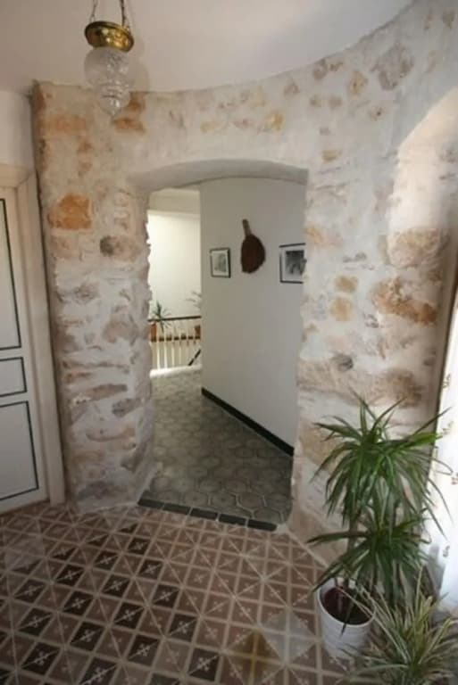 La Montagute - Miniature 6