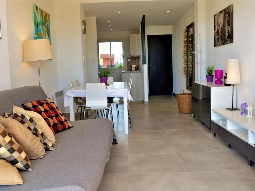 Appartement Le Lavandou, 3 pièces, 6 personnes - FR-1-251-281 - Photo 1
