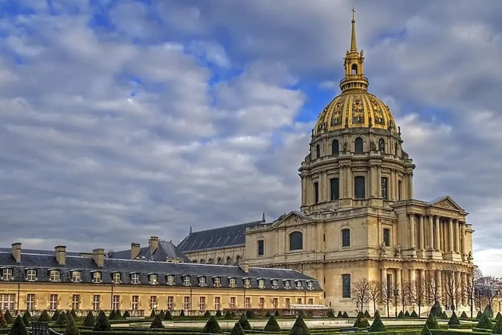 Renovated Apt close to Bastille. Sleeps 4 - Miniature 8