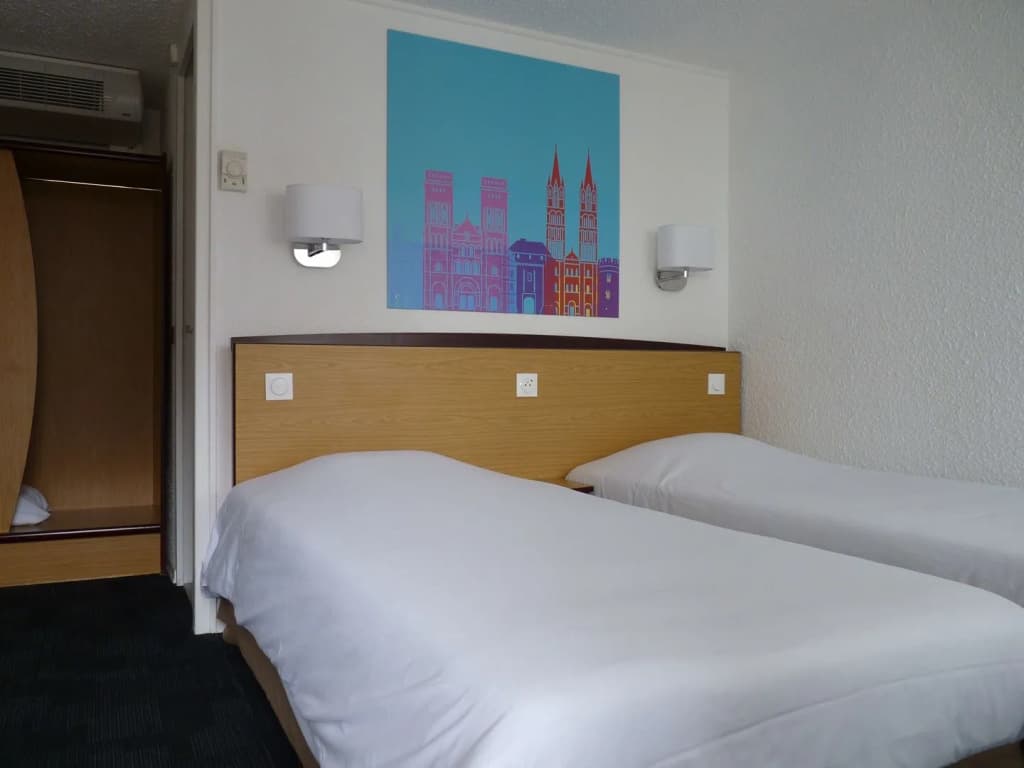 Kyriad Direct Le Havre Est - Gonfreville - Photo 5