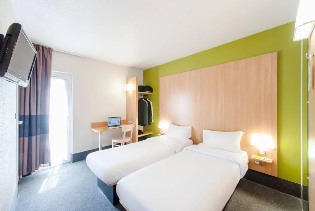 B&B HOTEL Narbonne (1) - Miniature 6