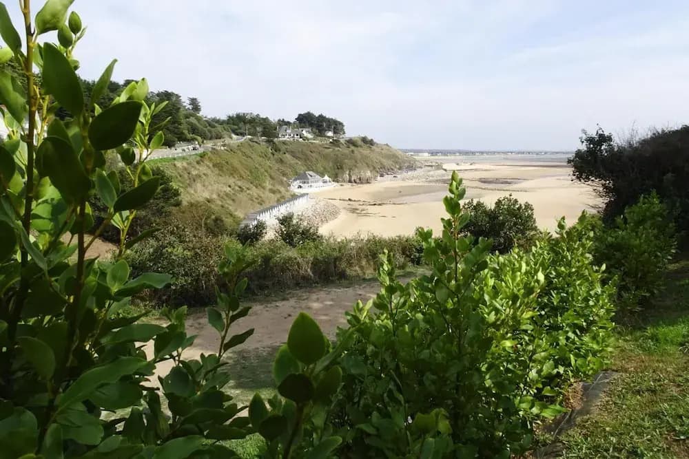 Holiday Home in Barneville Carteret Near Beach - Miniature 8