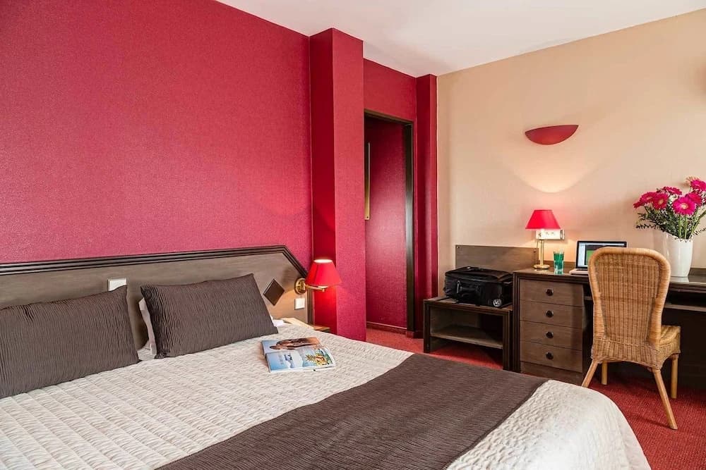 Hotel Beausejour - Photo 4