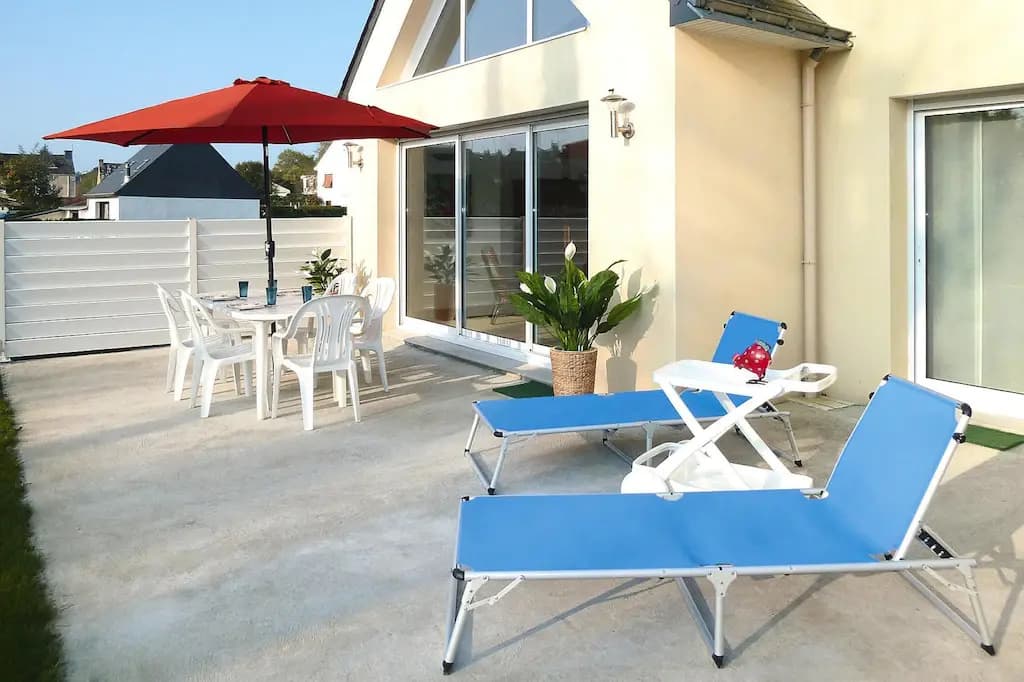 Semi-detached House, Penestin - Photo 1
