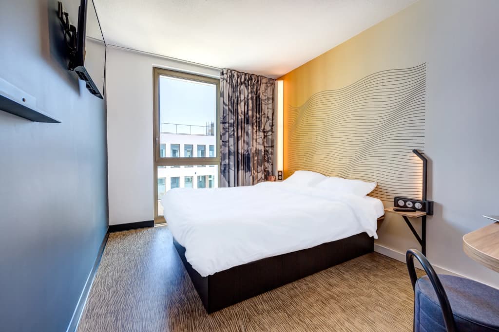 B&B HOTEL Paris Sud Châtenay Malabry - Photo 3