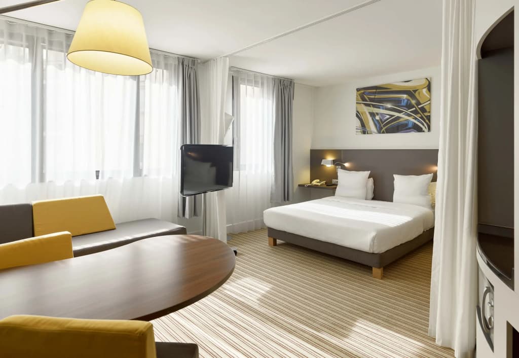 B&B HOTEL Rueil-Malmaison Gare - Miniature 6