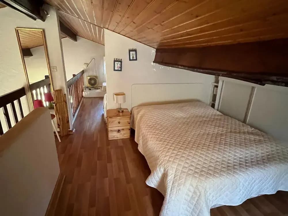 Beautiful Villa Near the Beach - Photo 3