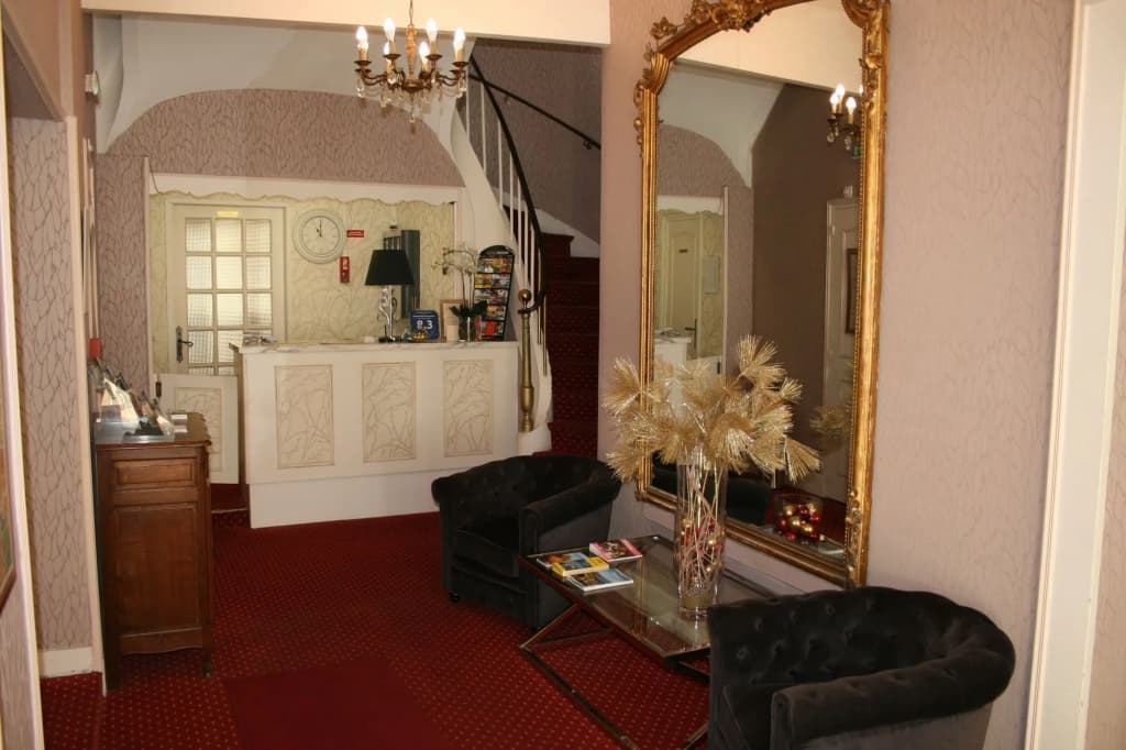 Citotel Beausejour - Photo 2