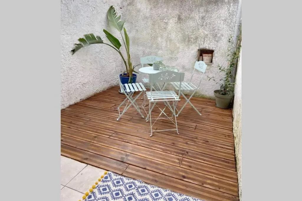 Superbe appartement en pierre fraîchement rénové - Miniature 6