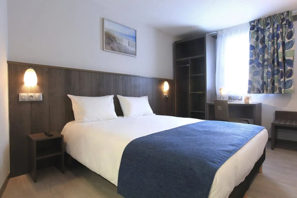 Brit Hotel Calais - Photo 5