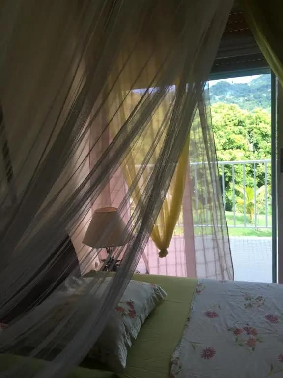 La Colline Bed & Table - Photo 4