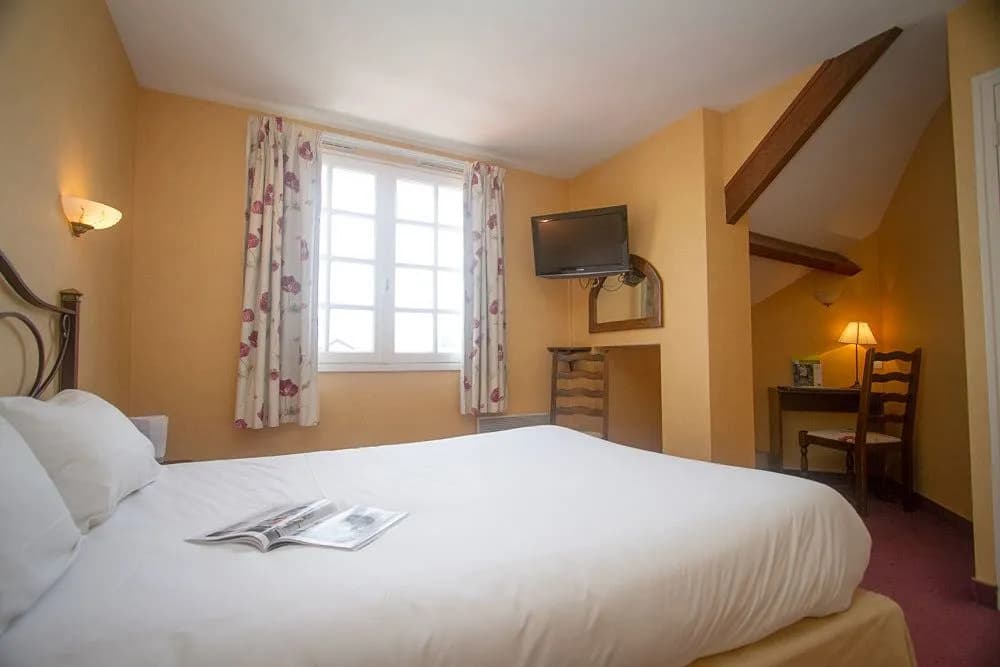 Logis Hôtel & Restaurant L’Ermitage - Photo 5