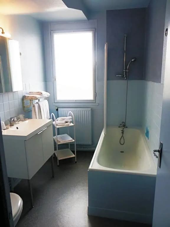 Hôtel Du Port - Photo 3