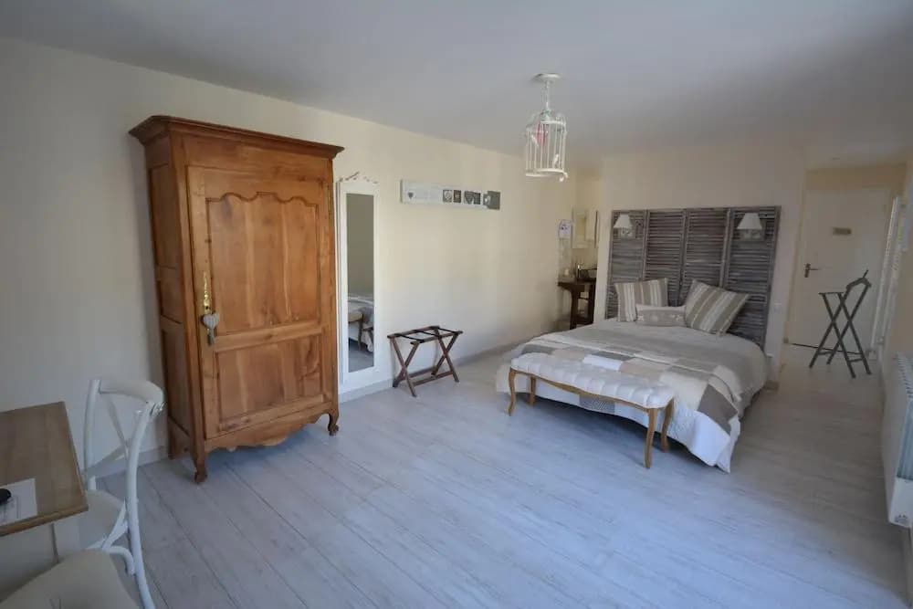 Aux 4 cornes - Chambres d'hôtes - Miniature 6