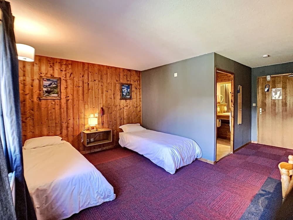 Hotel La Fontaine - Photo 4
