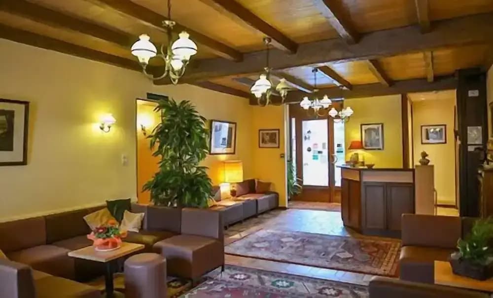 Hôtel Saint Georges - Photo 2