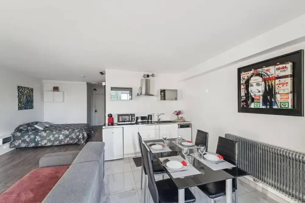 Spacious Studio Balcony -La D Fense-bail Mobilit - Photo 2